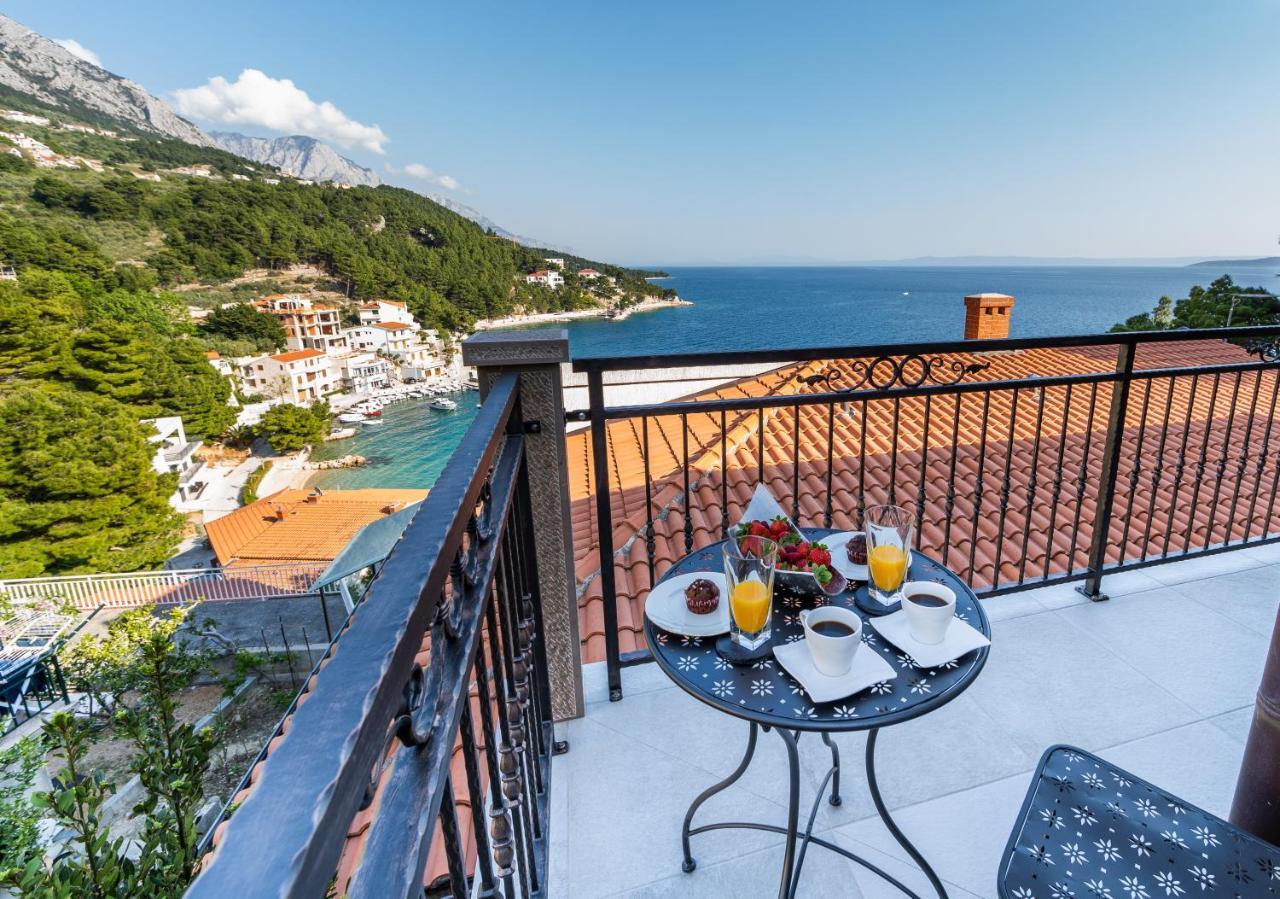 Villa Amore Brela Exteriör bild
